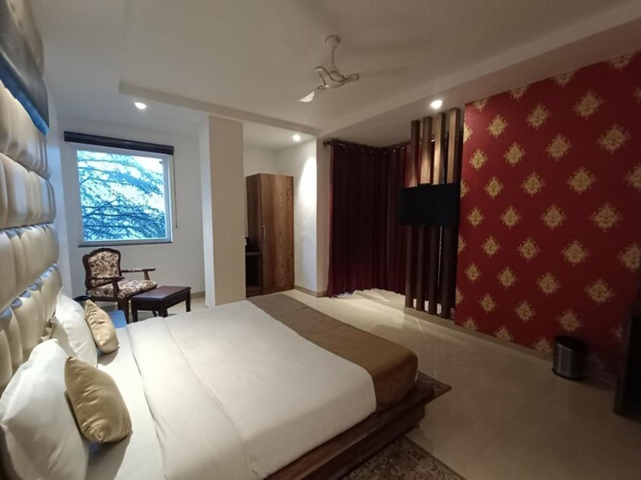 Rr Hotel & Resort Dharamszala Kültér fotó
